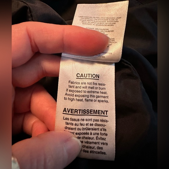 Columbia quilted black jacket with faux fur cuffs and collar - size L - Picture 11 of 12